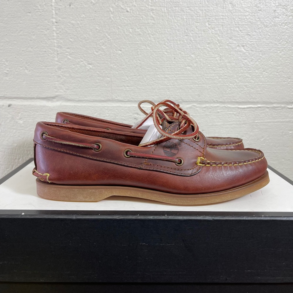 Timberland Classic 2-Eye Burgundy Leather Boat Shoes Slip On Women's 8 US